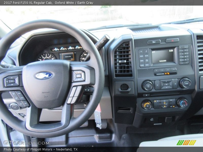 Oxford White / Earth Gray 2017 Ford F150 XL Regular Cab