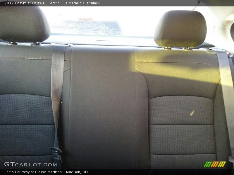 Arctic Blue Metallic / Jet Black 2017 Chevrolet Cruze LS