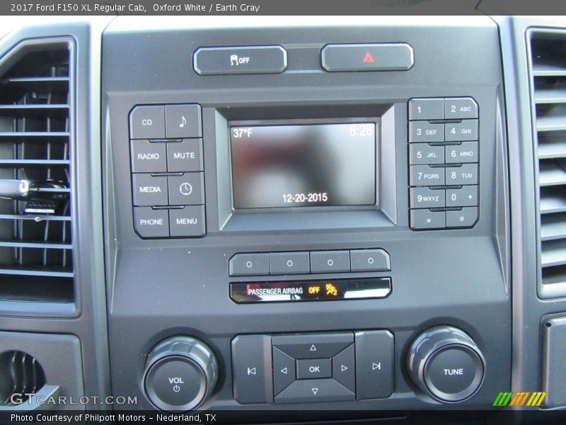 Oxford White / Earth Gray 2017 Ford F150 XL Regular Cab