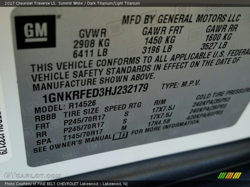 Summit White / Dark Titanium/Light Titanium 2017 Chevrolet Traverse LS