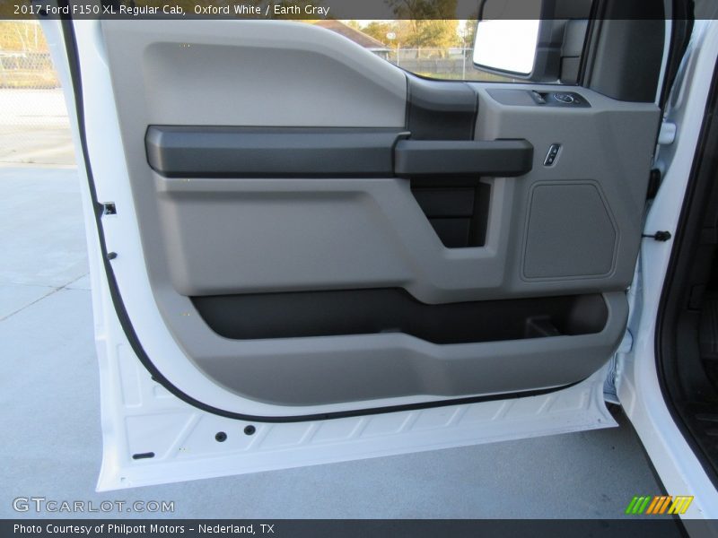 Door Panel of 2017 F150 XL Regular Cab
