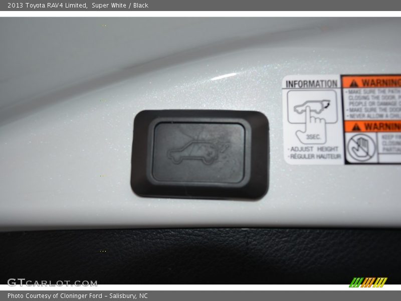 Super White / Black 2013 Toyota RAV4 Limited