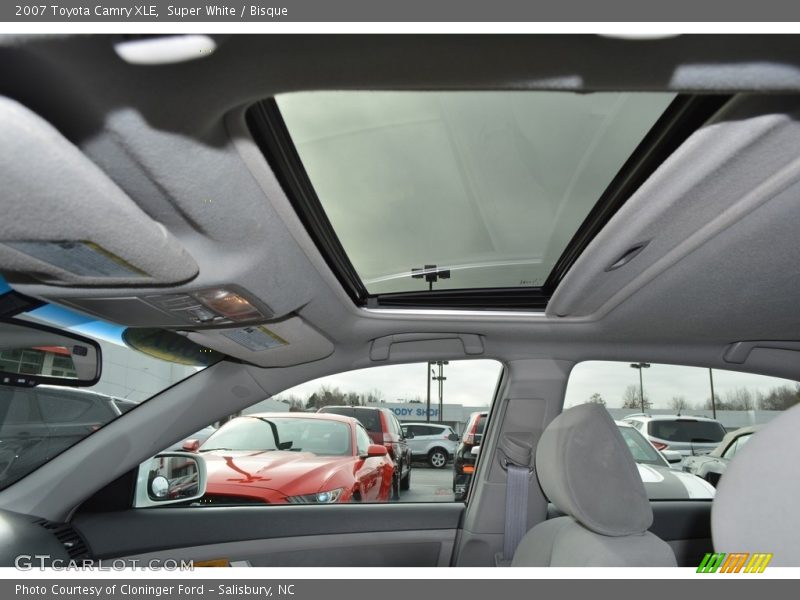 Super White / Bisque 2007 Toyota Camry XLE
