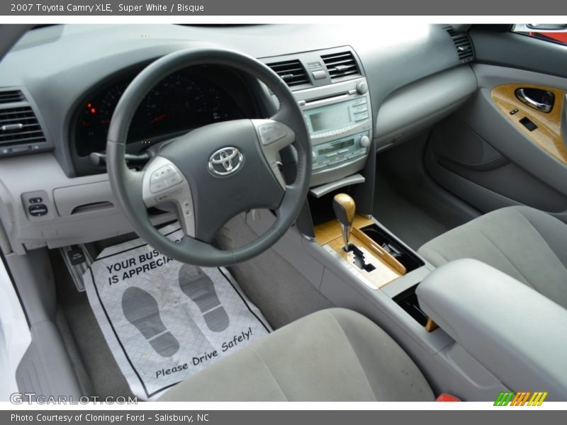 Super White / Bisque 2007 Toyota Camry XLE