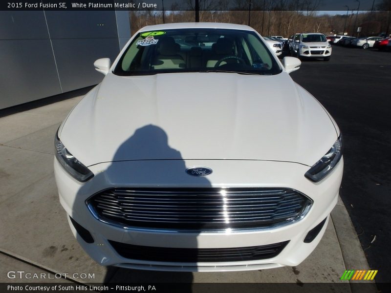 White Platinum Metallic / Dune 2015 Ford Fusion SE