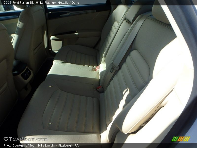 White Platinum Metallic / Dune 2015 Ford Fusion SE