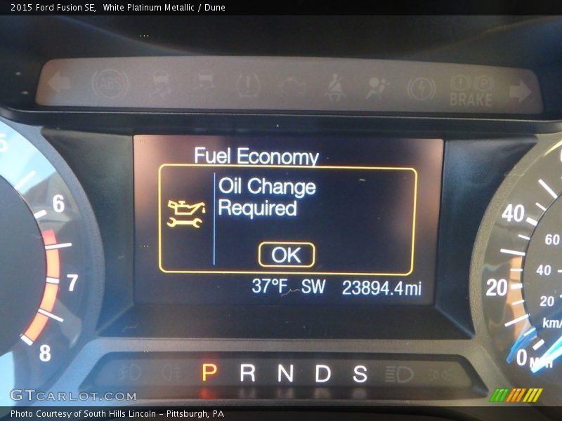 White Platinum Metallic / Dune 2015 Ford Fusion SE