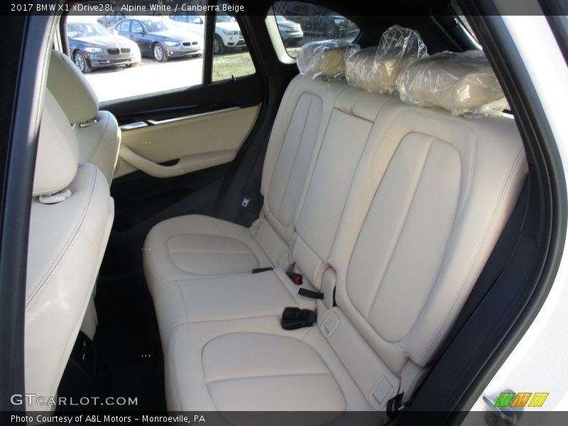 Alpine White / Canberra Beige 2017 BMW X1 xDrive28i