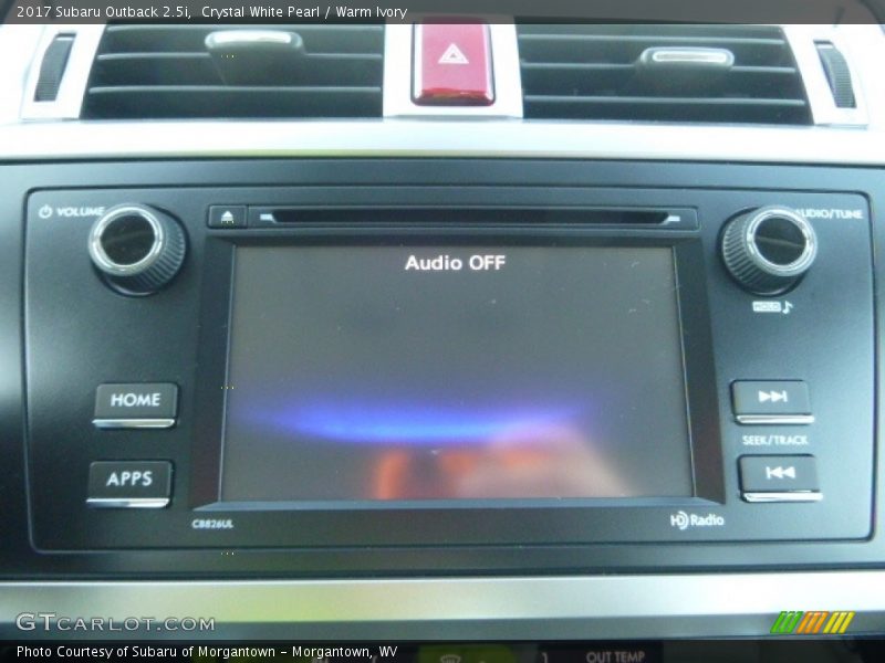 Crystal White Pearl / Warm Ivory 2017 Subaru Outback 2.5i