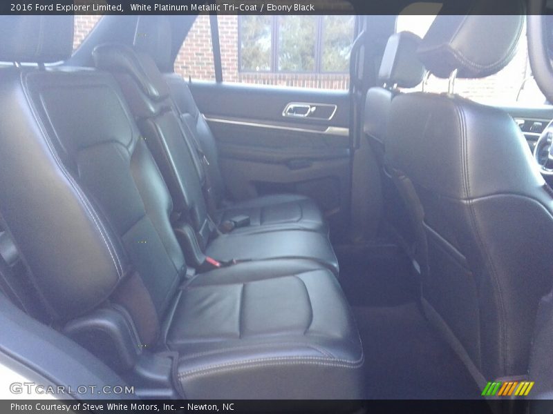White Platinum Metallic Tri-Coat / Ebony Black 2016 Ford Explorer Limited