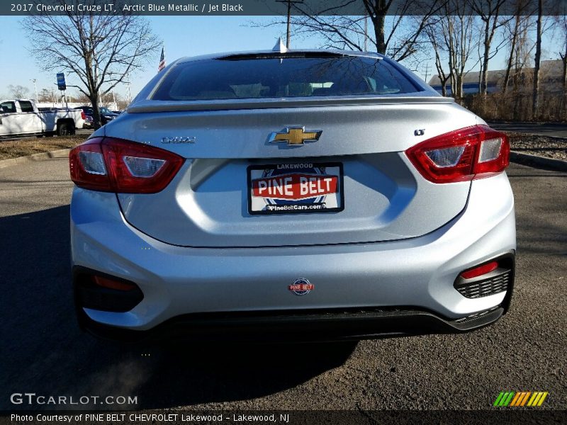 Arctic Blue Metallic / Jet Black 2017 Chevrolet Cruze LT