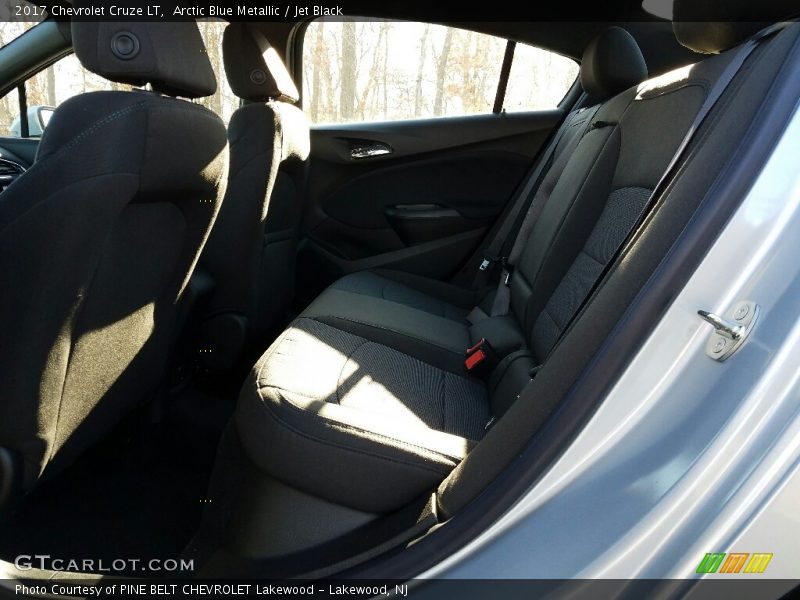 Arctic Blue Metallic / Jet Black 2017 Chevrolet Cruze LT