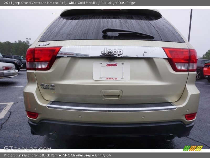 White Gold Metallic / Black/Light Frost Beige 2011 Jeep Grand Cherokee Limited 4x4