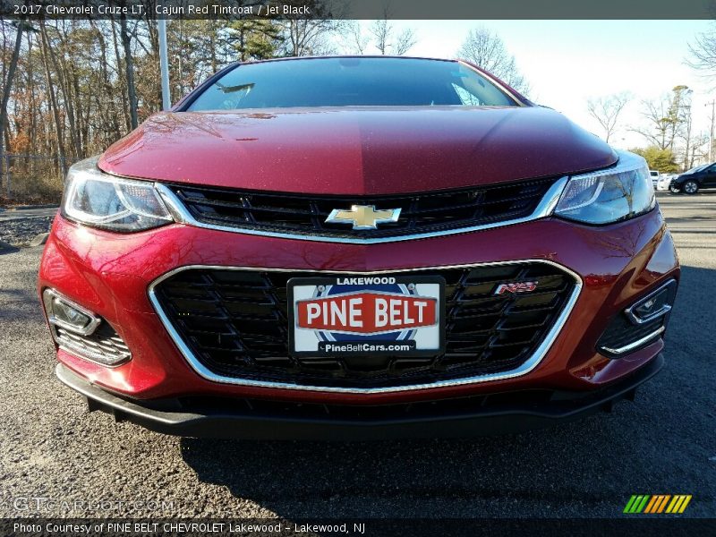 Cajun Red Tintcoat / Jet Black 2017 Chevrolet Cruze LT