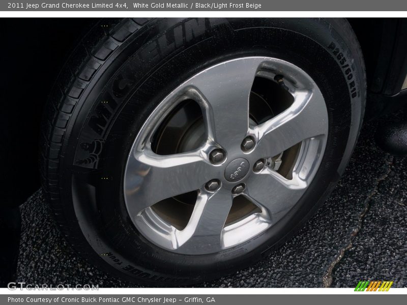 White Gold Metallic / Black/Light Frost Beige 2011 Jeep Grand Cherokee Limited 4x4