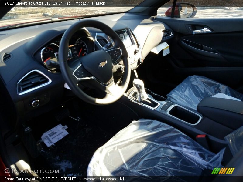 Cajun Red Tintcoat / Jet Black 2017 Chevrolet Cruze LT