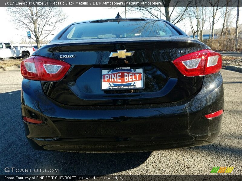 Mosaic Black Metallic / Dark Atmosphere/Medium Atmosphere 2017 Chevrolet Cruze LT