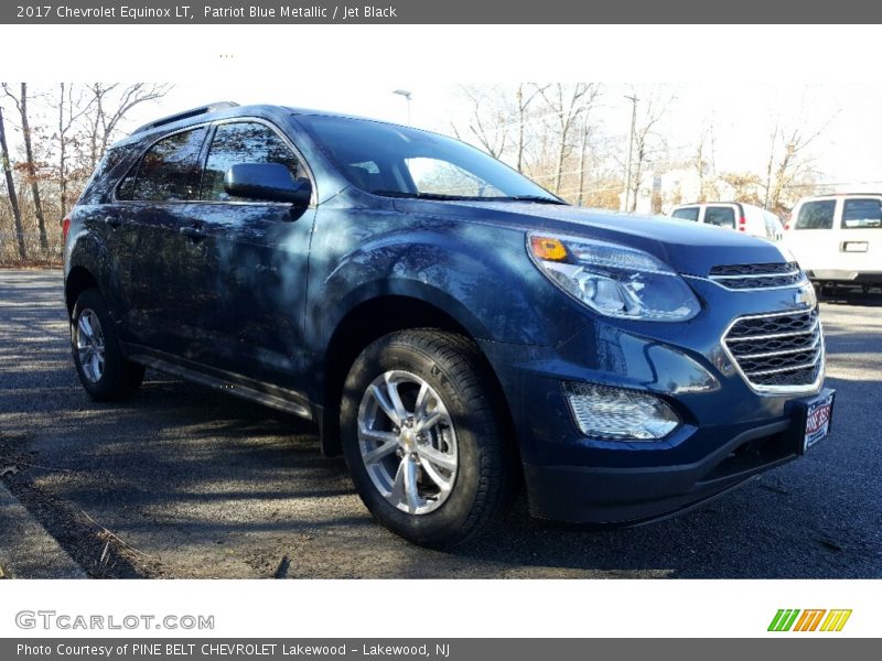 Patriot Blue Metallic / Jet Black 2017 Chevrolet Equinox LT