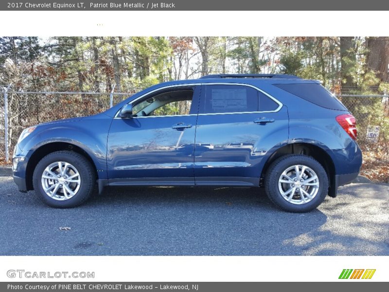 Patriot Blue Metallic / Jet Black 2017 Chevrolet Equinox LT