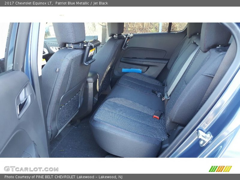 Patriot Blue Metallic / Jet Black 2017 Chevrolet Equinox LT
