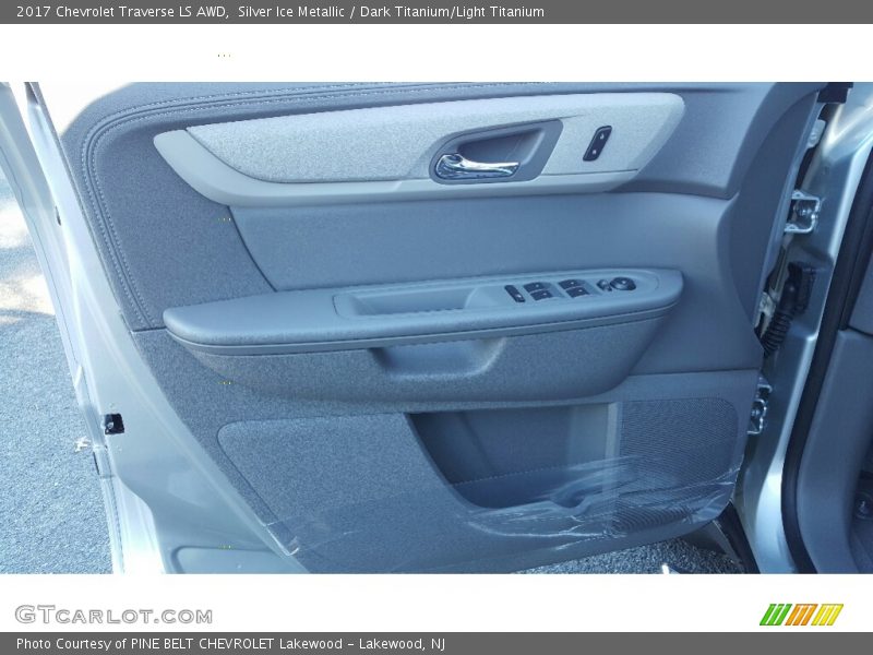 Silver Ice Metallic / Dark Titanium/Light Titanium 2017 Chevrolet Traverse LS AWD