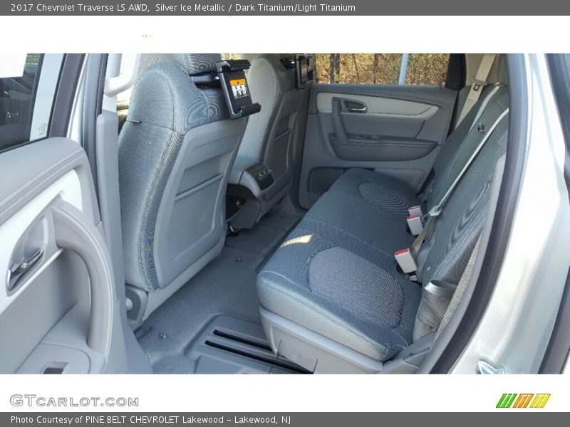 Silver Ice Metallic / Dark Titanium/Light Titanium 2017 Chevrolet Traverse LS AWD