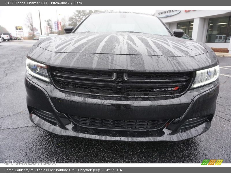 Pitch-Black / Black 2017 Dodge Charger R/T