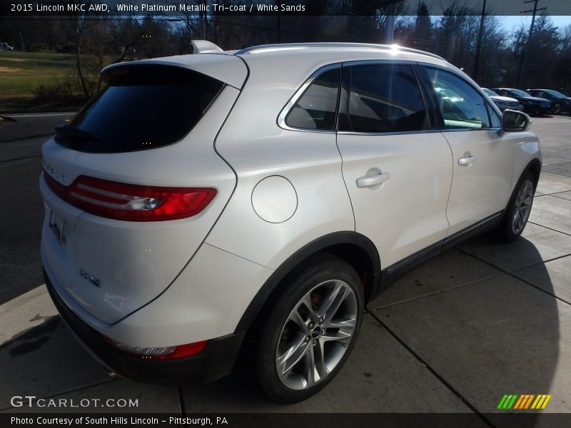 White Platinum Metallic Tri-coat / White Sands 2015 Lincoln MKC AWD