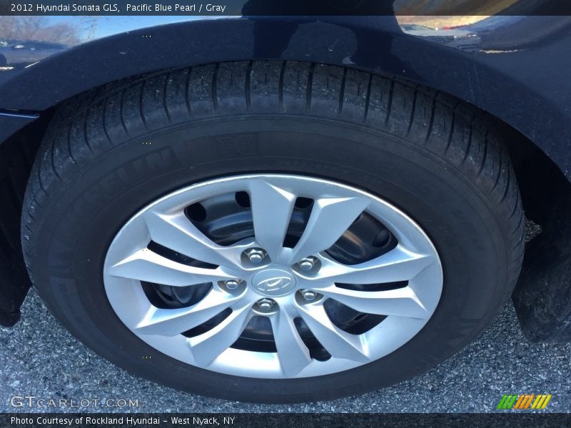 Pacific Blue Pearl / Gray 2012 Hyundai Sonata GLS