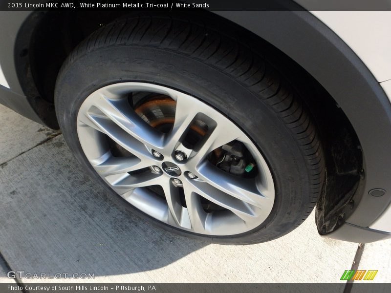 White Platinum Metallic Tri-coat / White Sands 2015 Lincoln MKC AWD