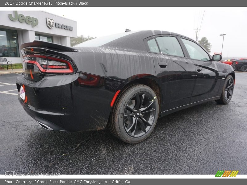 Pitch-Black / Black 2017 Dodge Charger R/T
