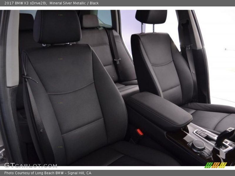 Mineral Silver Metallic / Black 2017 BMW X3 sDrive28i
