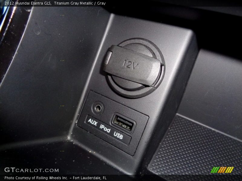 Titanium Gray Metallic / Gray 2012 Hyundai Elantra GLS