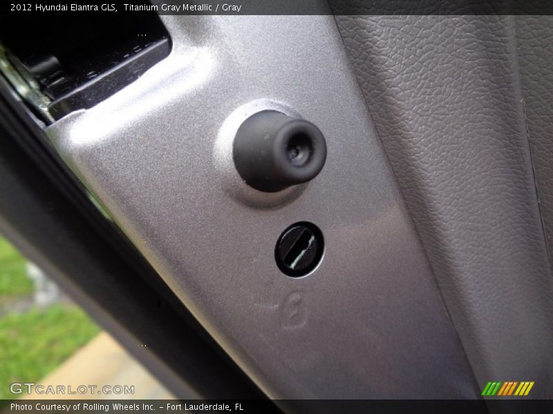 Titanium Gray Metallic / Gray 2012 Hyundai Elantra GLS