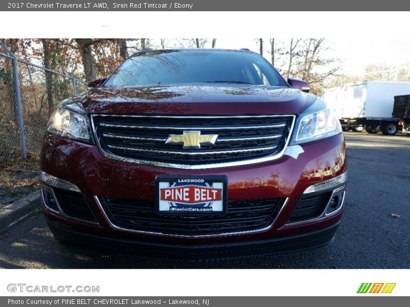Siren Red Tintcoat / Ebony 2017 Chevrolet Traverse LT AWD