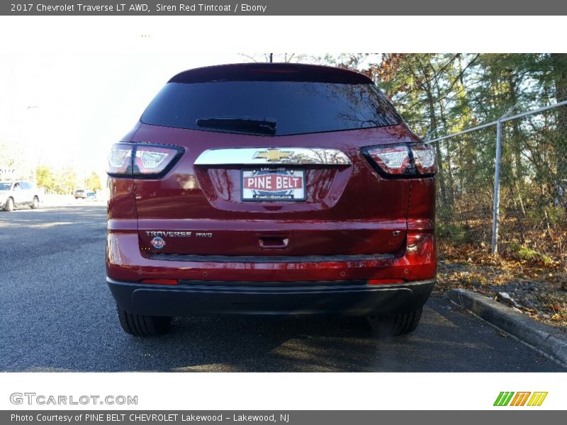 Siren Red Tintcoat / Ebony 2017 Chevrolet Traverse LT AWD