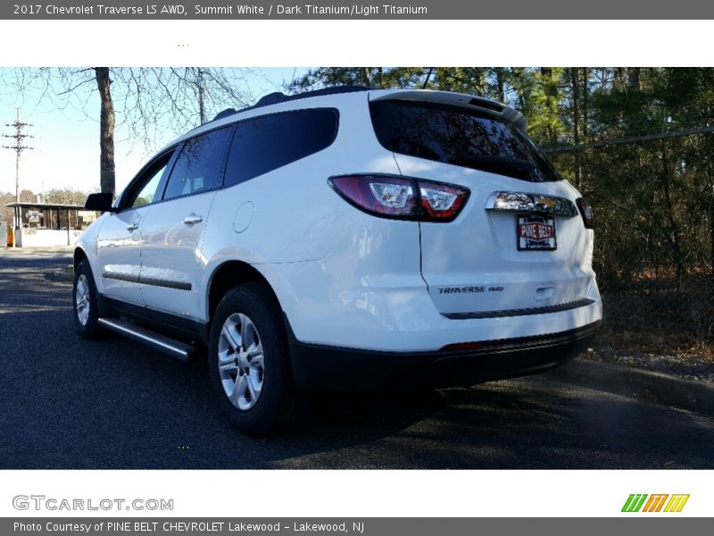 Summit White / Dark Titanium/Light Titanium 2017 Chevrolet Traverse LS AWD
