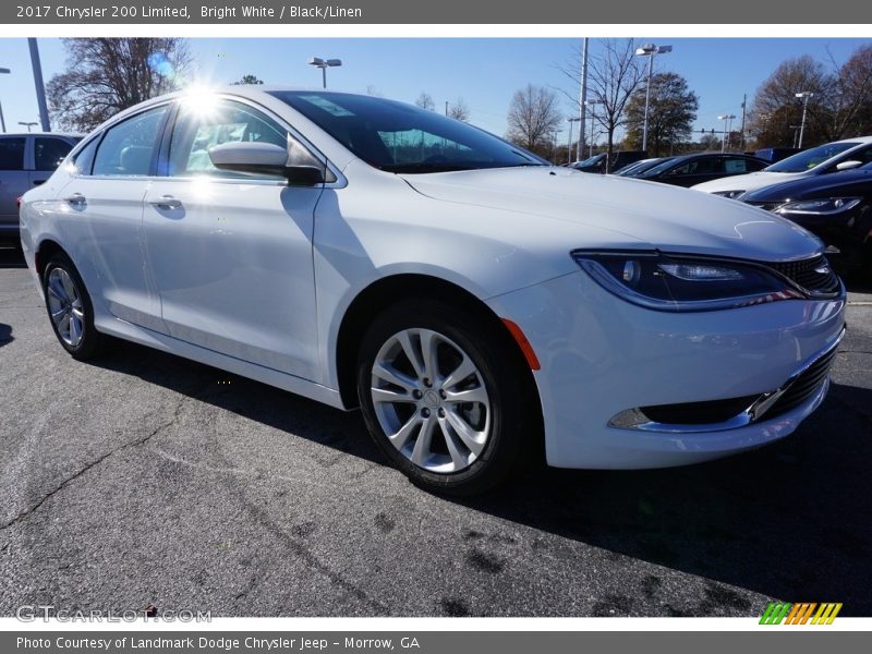 Bright White / Black/Linen 2017 Chrysler 200 Limited