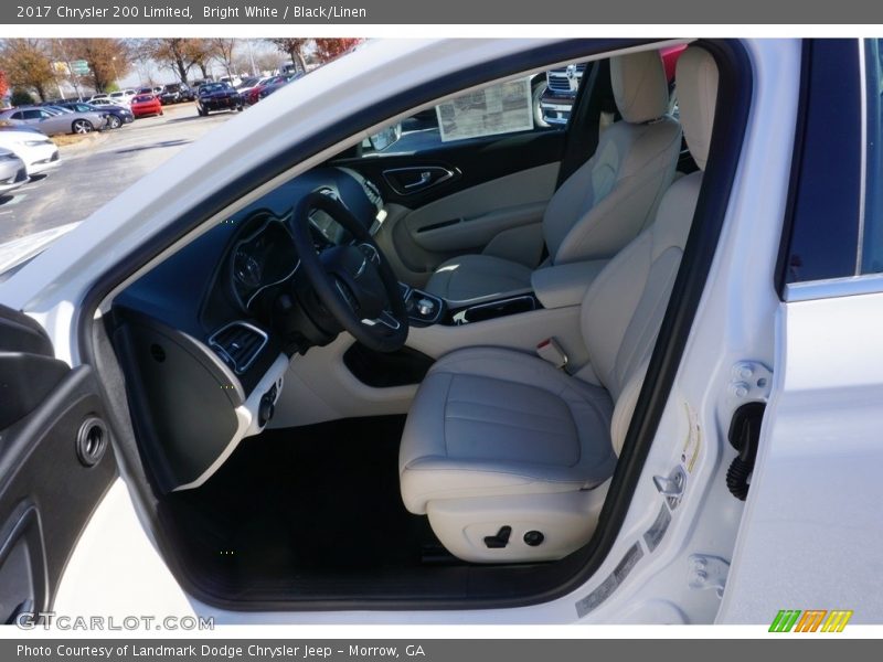 Bright White / Black/Linen 2017 Chrysler 200 Limited