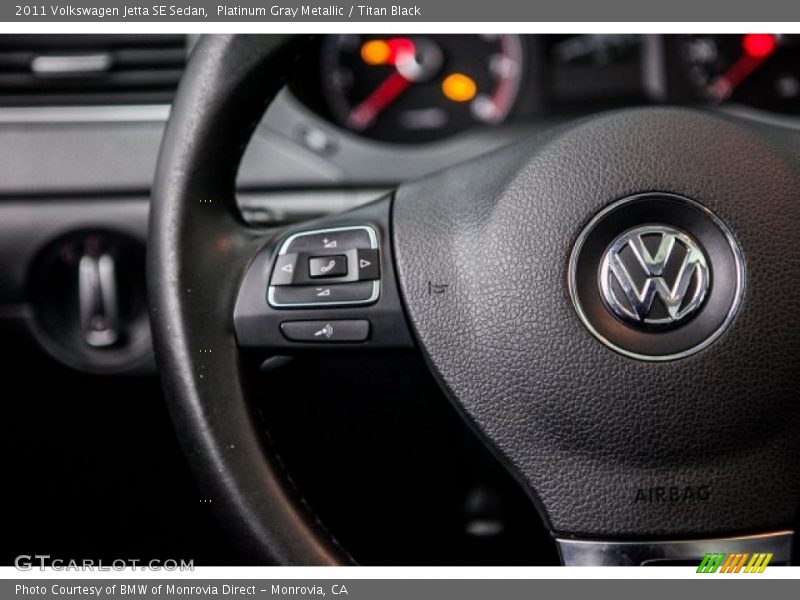 Platinum Gray Metallic / Titan Black 2011 Volkswagen Jetta SE Sedan