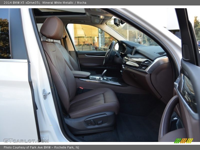 Mineral White Metallic / Mocha 2014 BMW X5 xDrive35i