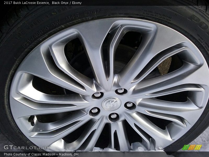 Black Onyx / Ebony 2017 Buick LaCrosse Essence