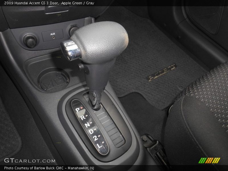 Apple Green / Gray 2009 Hyundai Accent GS 3 Door