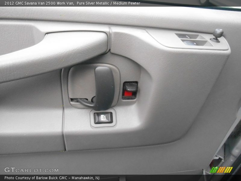 Pure Silver Metallic / Medium Pewter 2012 GMC Savana Van 2500 Work Van