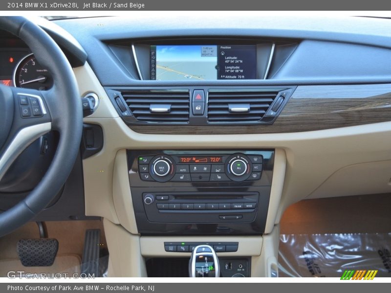 Jet Black / Sand Beige 2014 BMW X1 xDrive28i