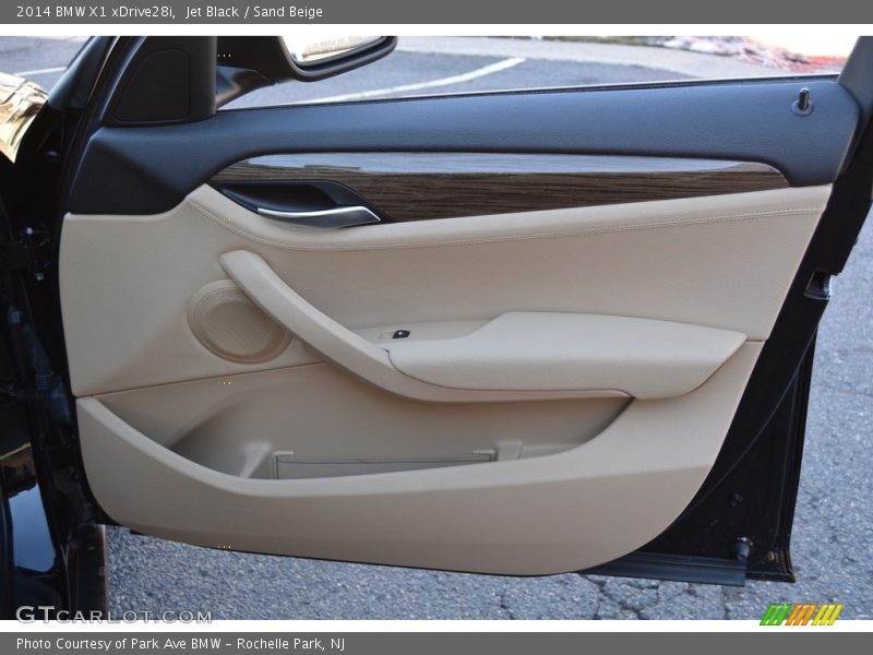 Jet Black / Sand Beige 2014 BMW X1 xDrive28i