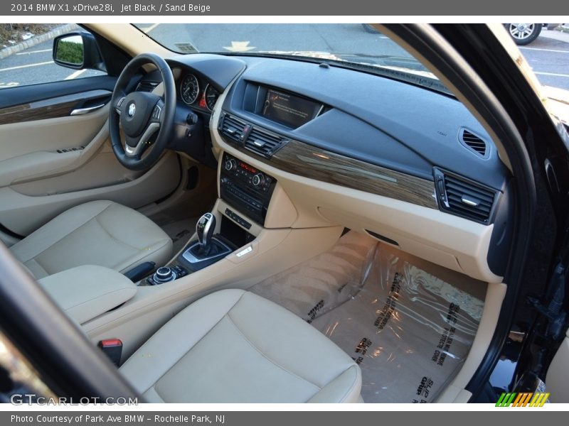Jet Black / Sand Beige 2014 BMW X1 xDrive28i