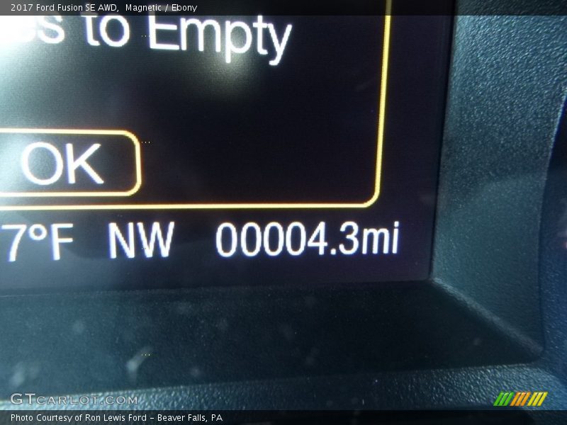 Magnetic / Ebony 2017 Ford Fusion SE AWD