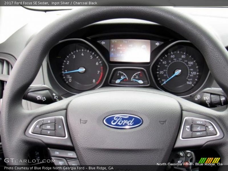 Ingot Silver / Charcoal Black 2017 Ford Focus SE Sedan