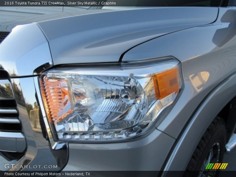 Silver Sky Metallic / Graphite 2016 Toyota Tundra TSS CrewMax